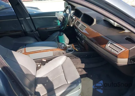 2006 BMW 750Li z USA, uszkodzony, nr VIN WBAHN83516DT36961